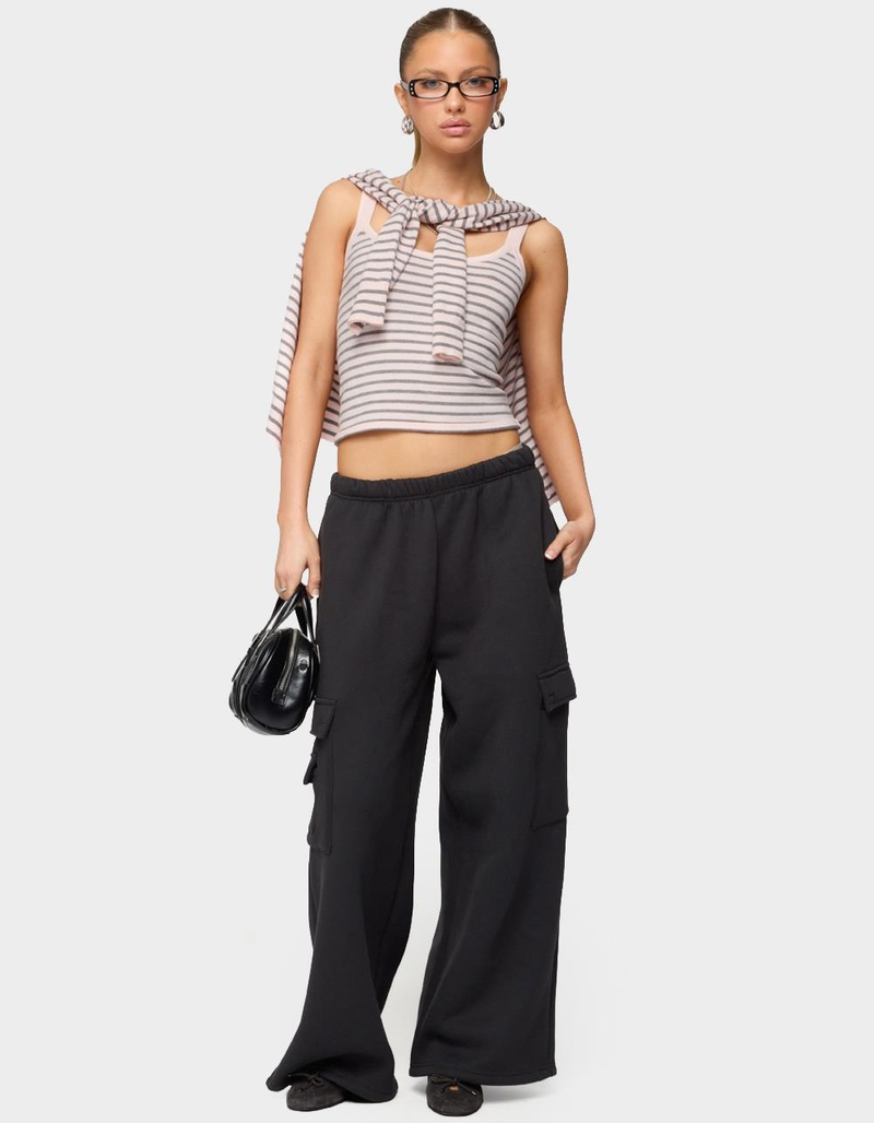 EDIKTED Petite Wide Leg Cargo Sweatpants image number 4
