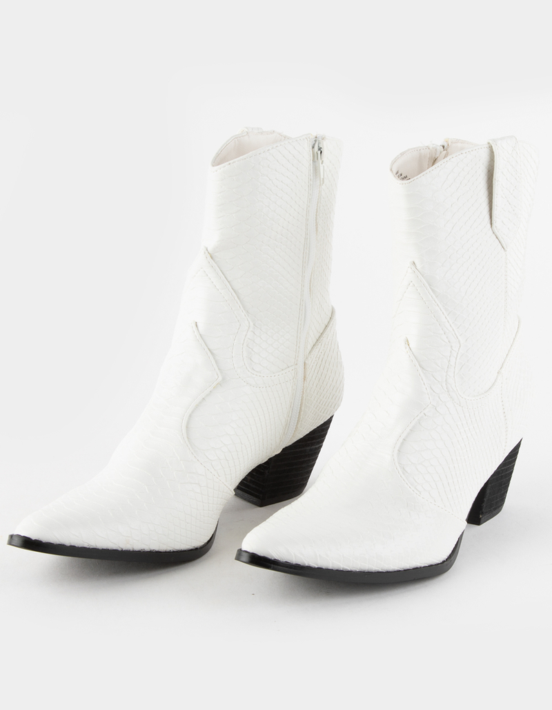 COCONUTS by Matisse Bambi Womens Western Boots image number 0