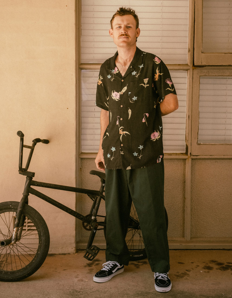 THE CRITICAL SLIDE SOCIETY Harro Mens Pleat Pants image number 2