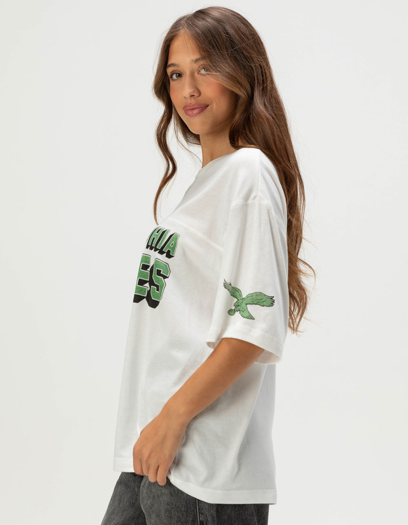 JUNK FOOD Philadelphia Eagles Halfback Womens Jersey Tee image number 2