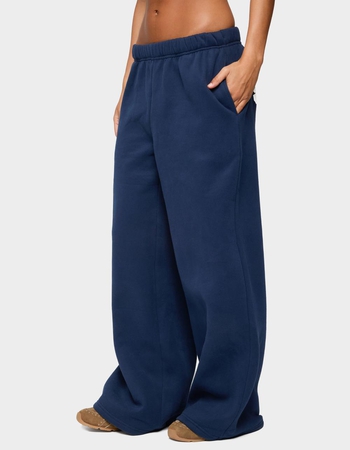 EDIKTED Senior Girl Straight Leg Sweatpants Alternative Image