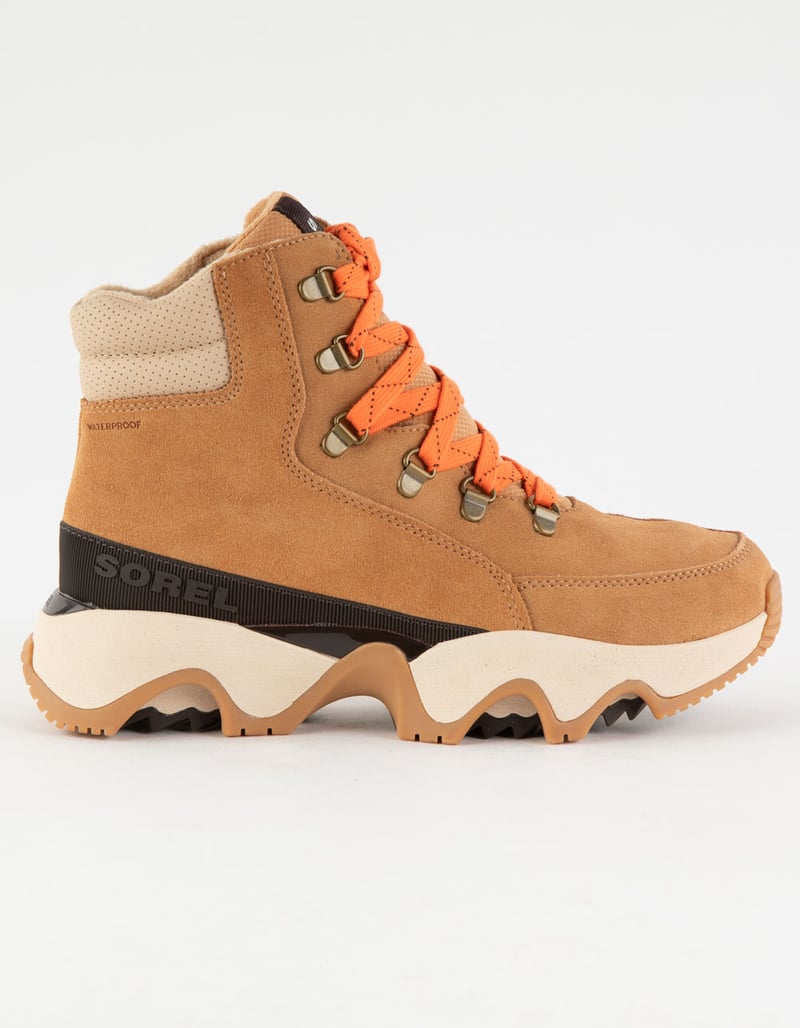 kinetic conquest sneaker