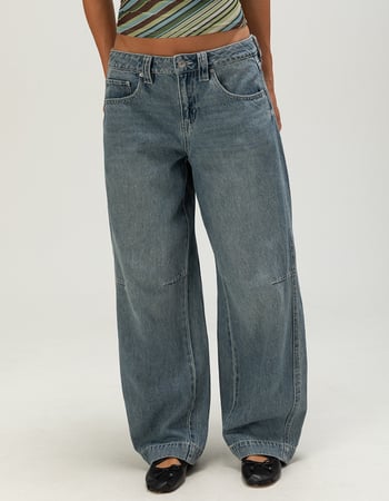 RSQ Womens Low Rise Skater Jeans Alternative Image