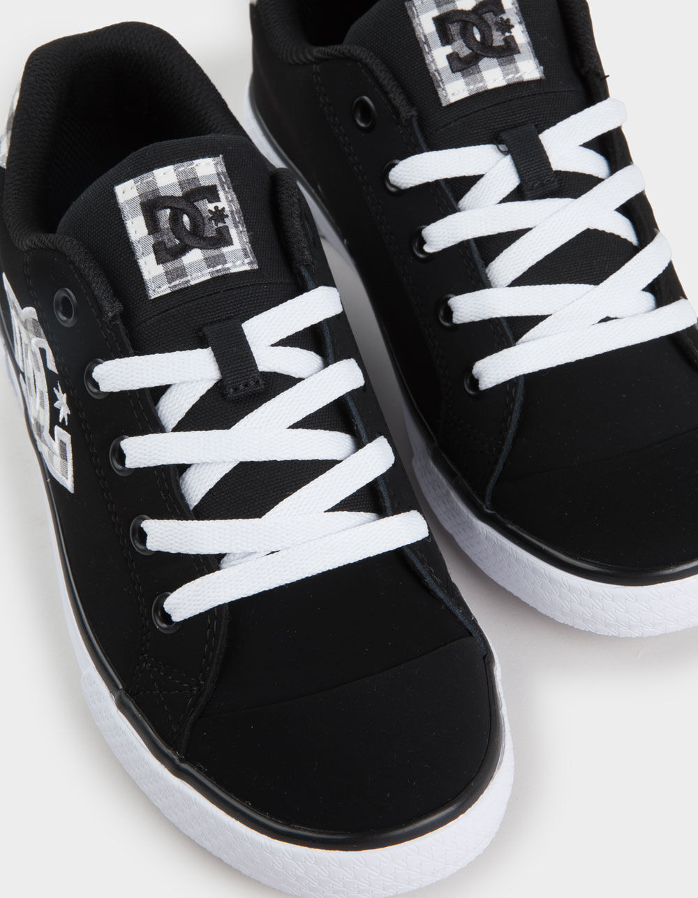 DC SHOES Chelsea Womens Shoes - BLACK/WHITE | Tillys