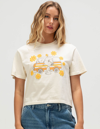 RIOT SOCIETY x Peanuts Van Snoopy Womens Crop Tee Primary Image