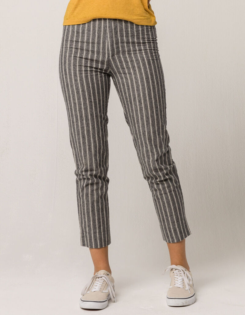 IVY & MAIN Grey Stripe Womens Crop Pants - GRAY - 323473115