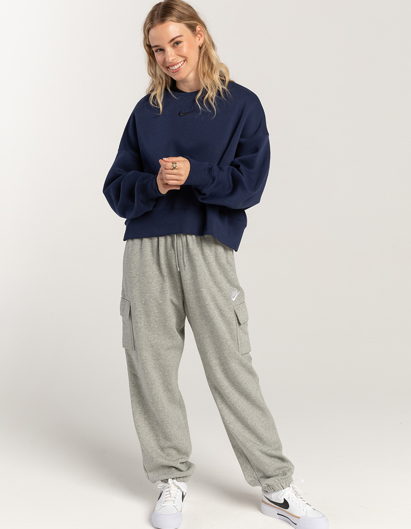 NIKE Sportswear Womens Oversized Crewneck Sweatshirt image number 3