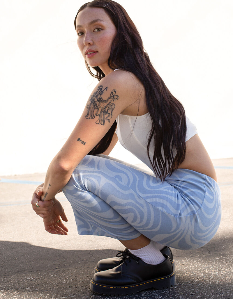 WEST OF MELROSE Zebra Womens Crop Knit Flare Pants image number 1