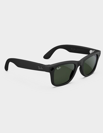 RAY-BAN x Meta Wayfarer Transition Glasses Primary Image