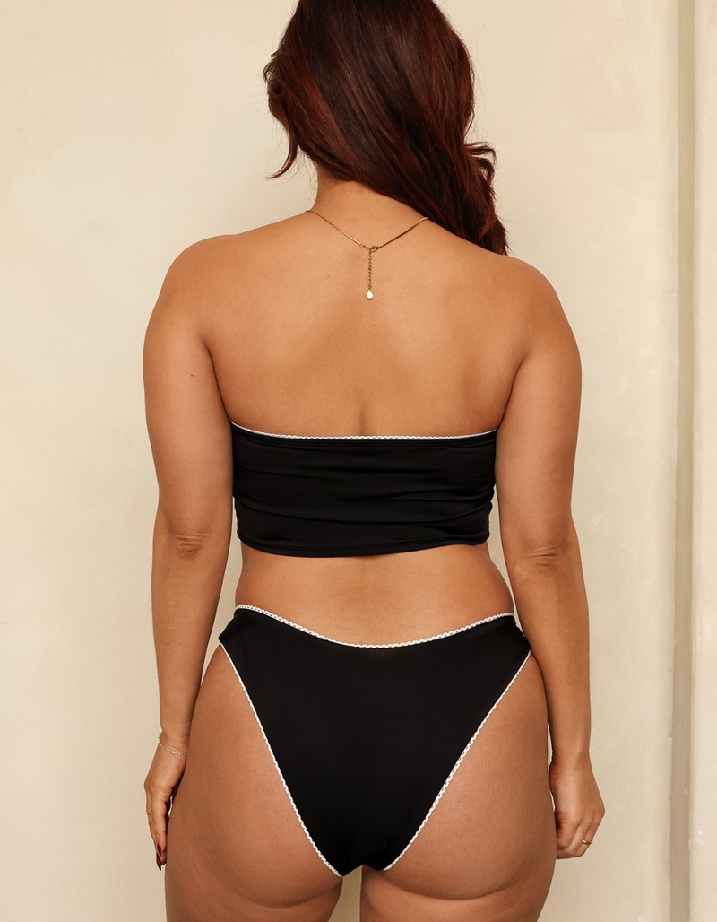DIPPIN' DAISY'S Mary Bandeau Bikini Top image number 2