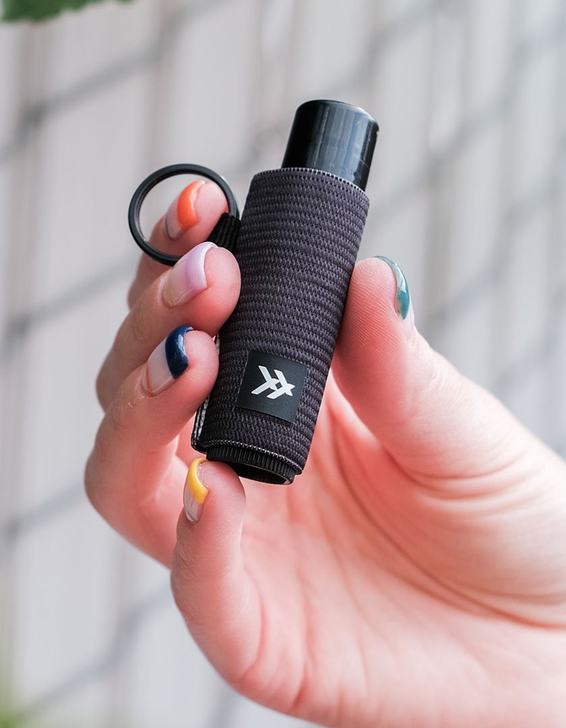 THREAD Black Lip Balm Holder image number 2