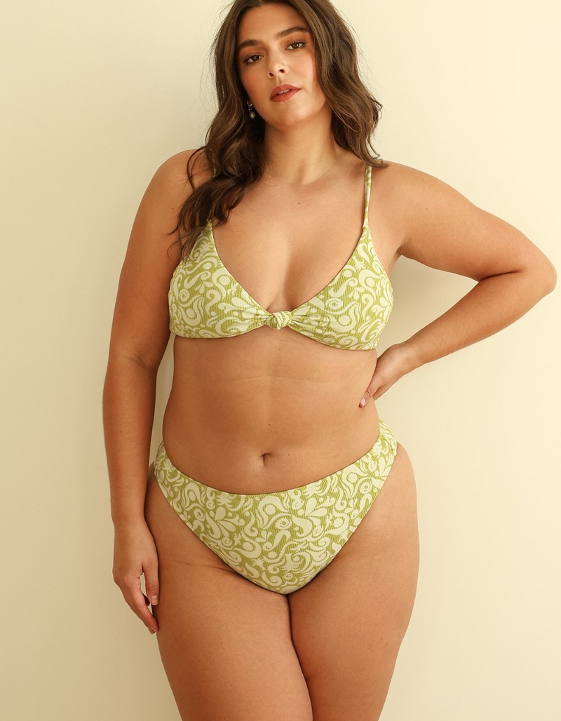 DIPPIN' DAISY'S Zen Knotted Triangle Bikini Top image number 4