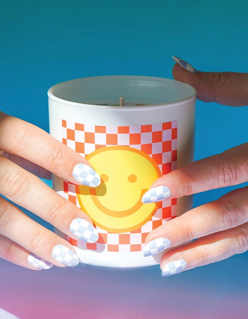 WILD ROSE SHOP You Make Me Smile 8oz Candle image number 1