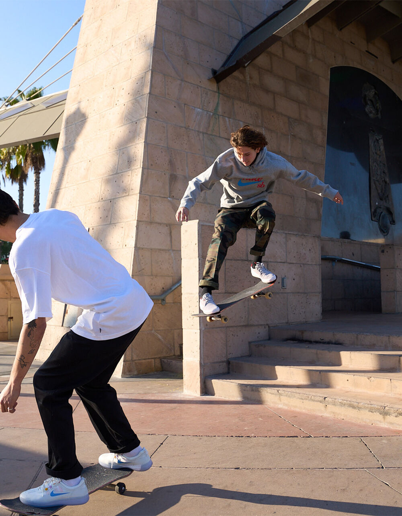 NIKE SB Nyjah Free 2 Skate Shoes image number 6