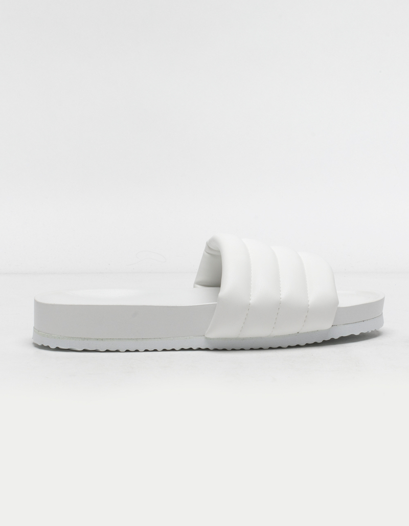 QUPID Quilted Womens White Slide Sandals image number 1