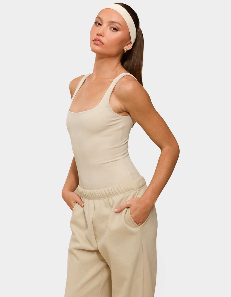 EDIKTED Liona Square Neck Bodysuit image number 0