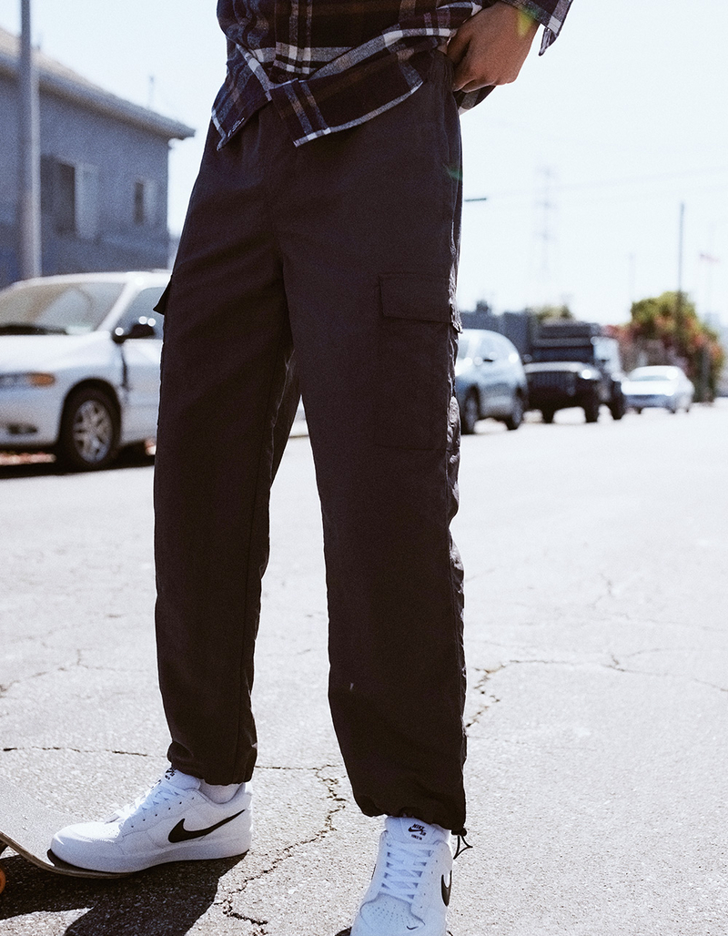 LIRA Azalea Mens Nylon Cargo Pants image number 3