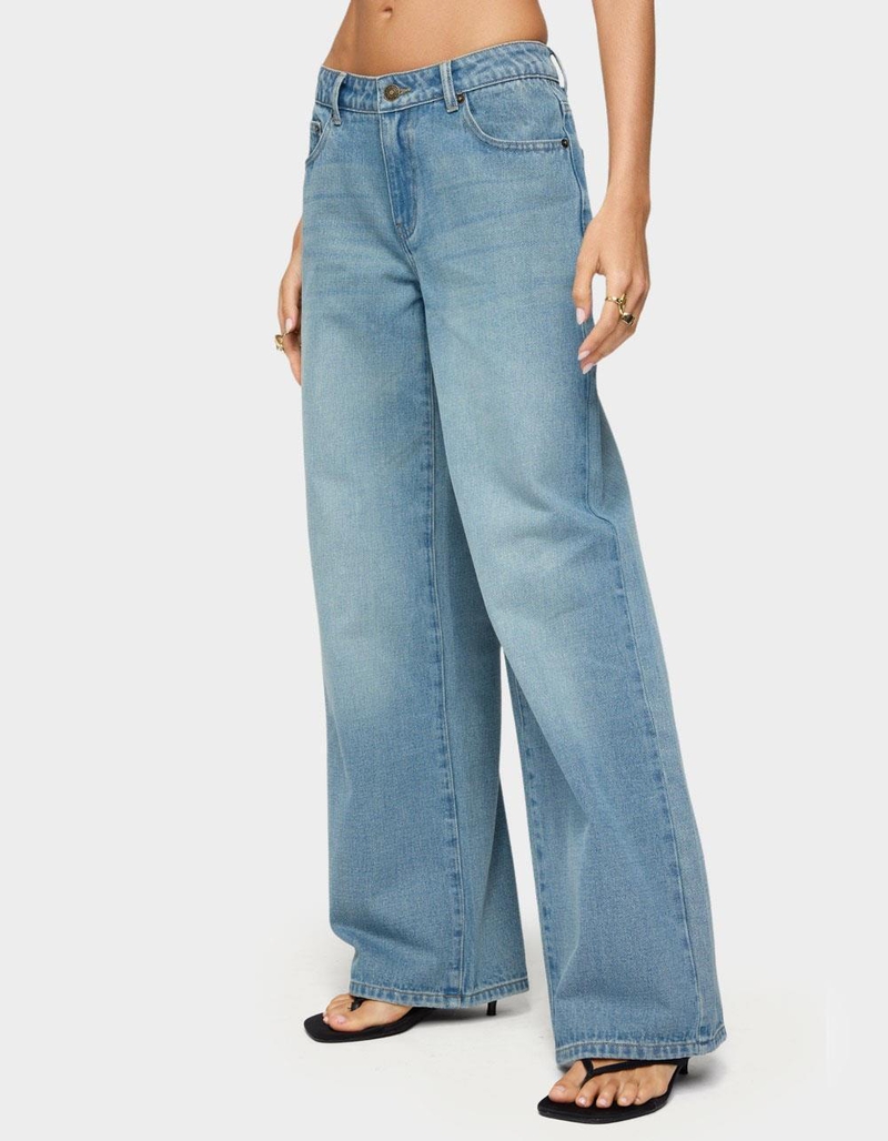 EDIKTED Raelynn Washed Low Rise Jeans image number 1