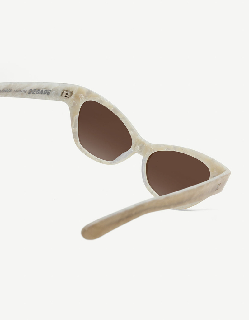 DECADE Monroe 50s Sunglasses image number 6