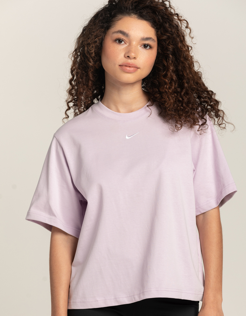 NIKE Sportswear Essentials Womens Boxy Tee image number 0