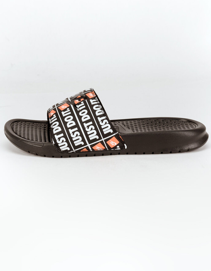 benassi sandals nike
