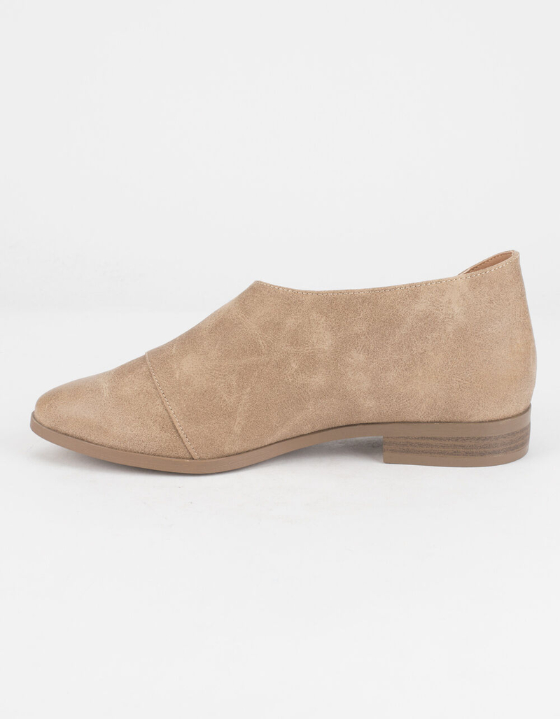 QUPID Open Side Pointy Toe Womens Booties image number 2