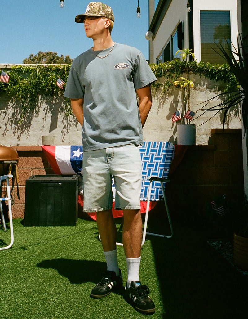 RSQ Mens Loose Carpenter Jorts image number 0