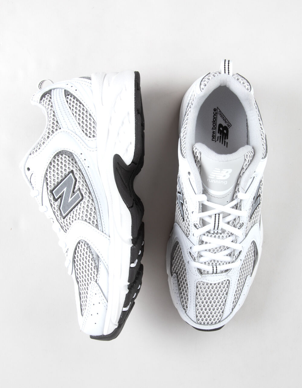 NEW BALANCE 530 Womens Shoes - WHT/BLK | Tillys
