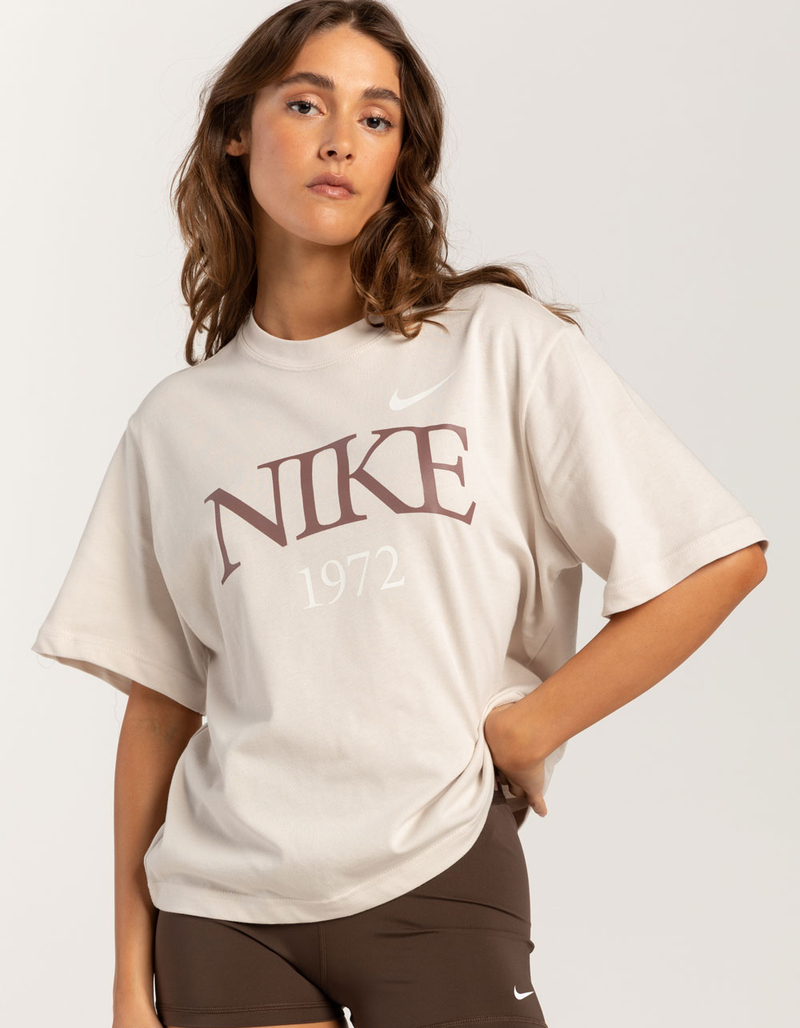 NIKE Sportswear Classic Boxy Womens Tee image number 0