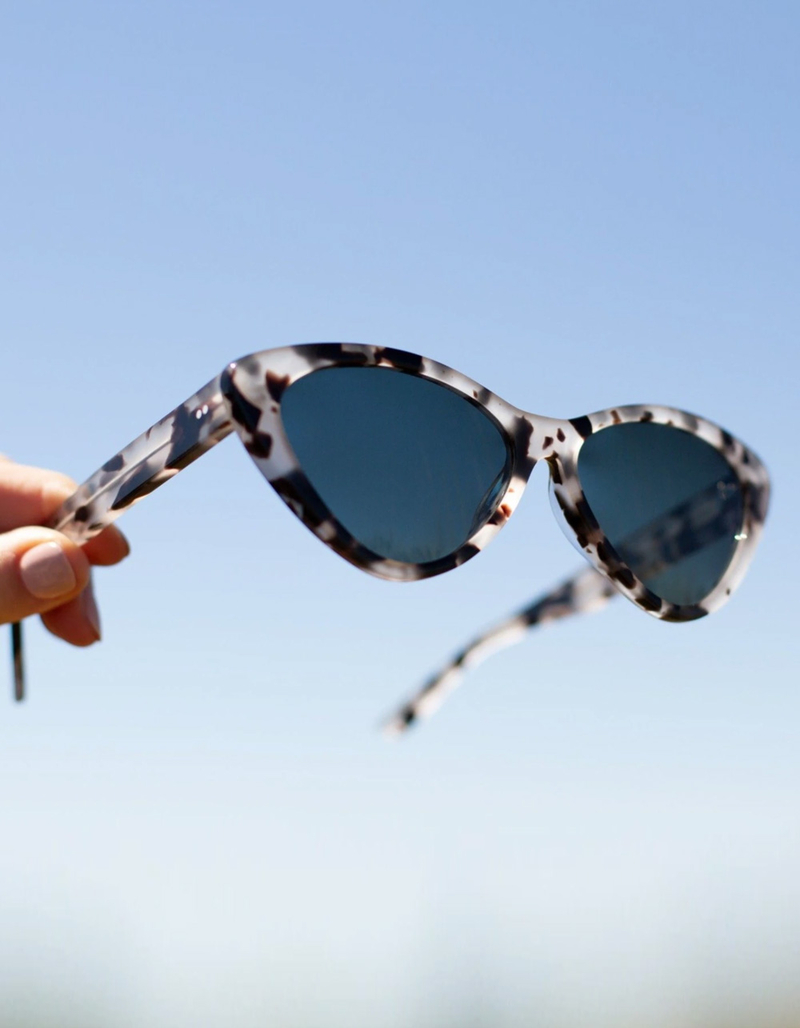 SITO Seduction Retro Sunglasses image number 2