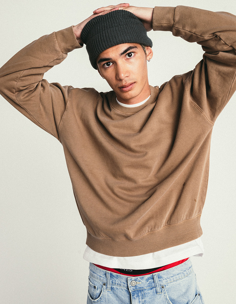 RSQ Mens Washed Oversized Crewneck Sweatshirt image number 2