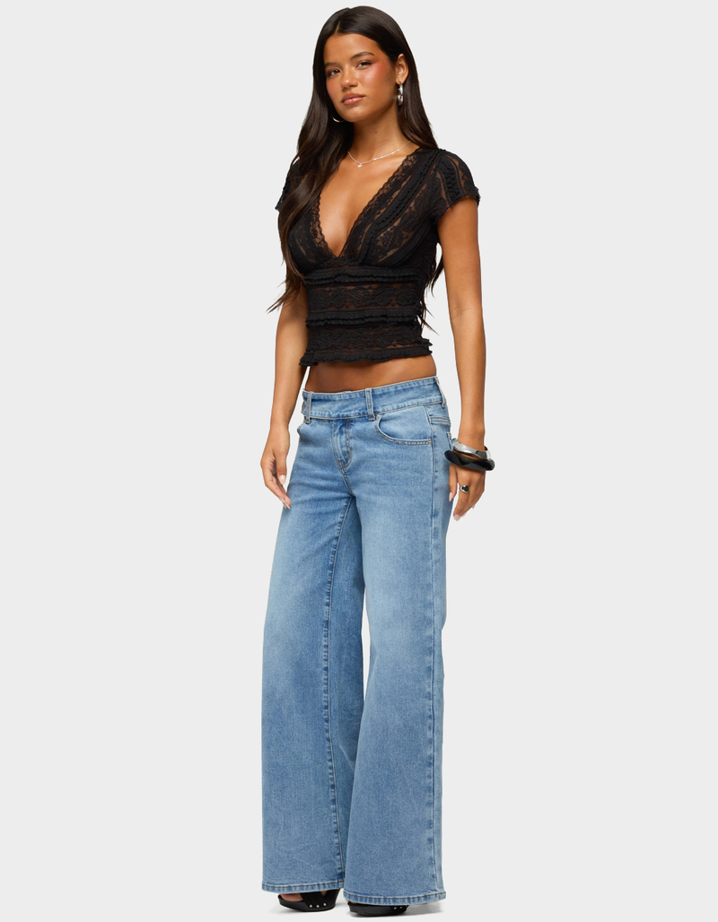 EDIKTED Dale Low Rise Straight Leg Stretchy Jeans image number 3
