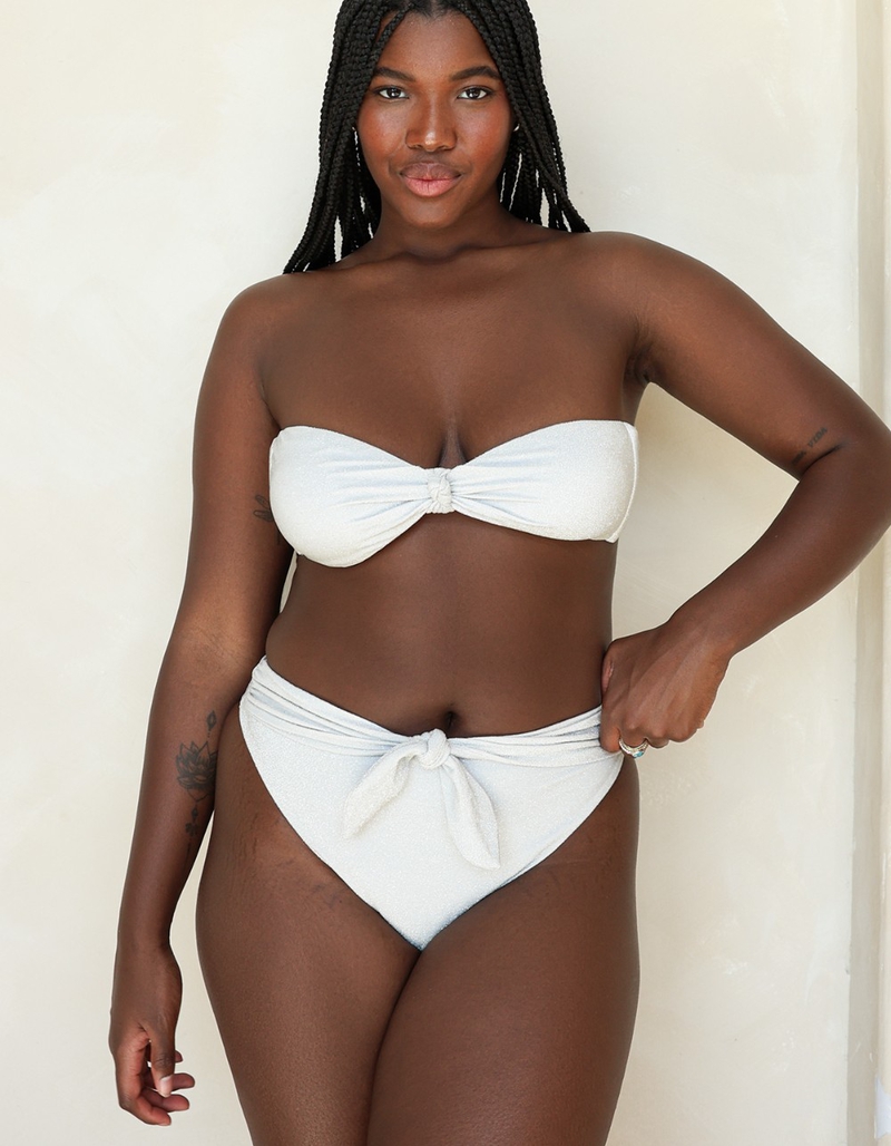 DIPPIN' DAISY'S Shay Bandeau Bikini Top image number 4