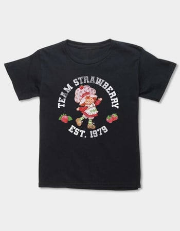 STRAWBERRY SHORTCAKE Team Strawberry Distressed Unisex Kids Tee Primary Image