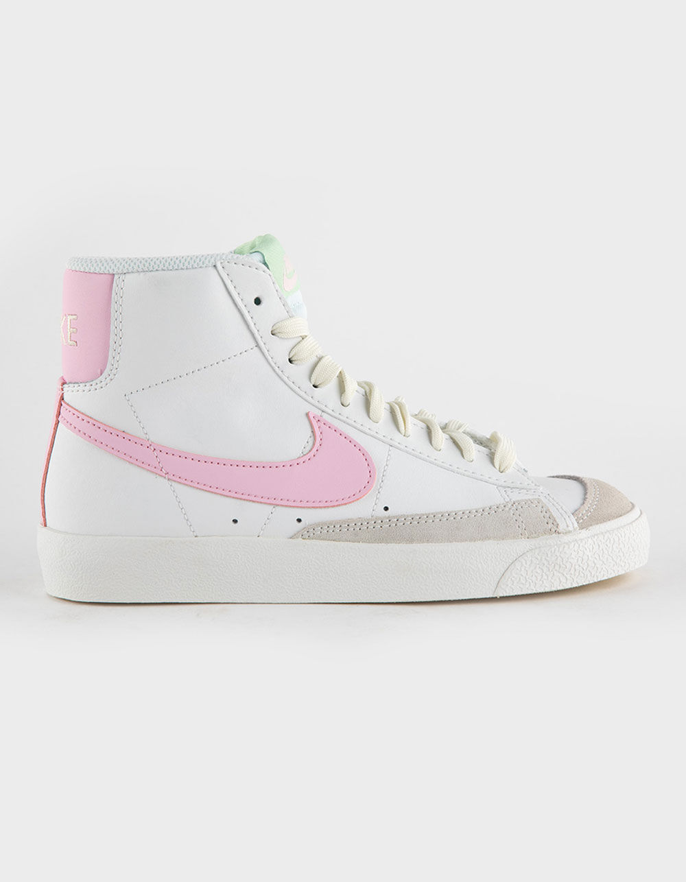 nike blazers mid 77 near me