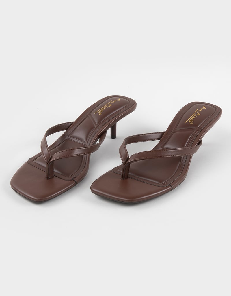 ANNE MICHELLE Daytime Kitten Womens Heels image number 3