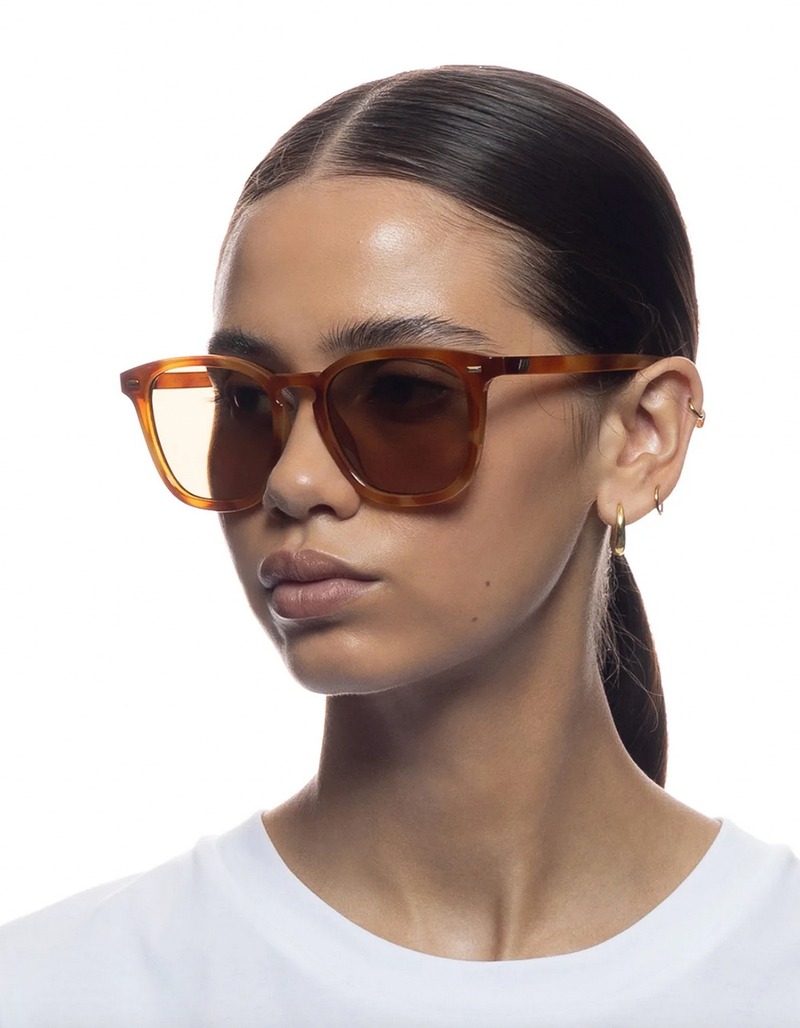 LE SPECS Big Deal Sunglasses image number 3