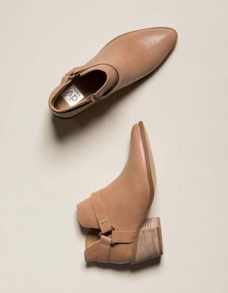 DOLCE VITA Olida Chopout Womens Boots image number 1