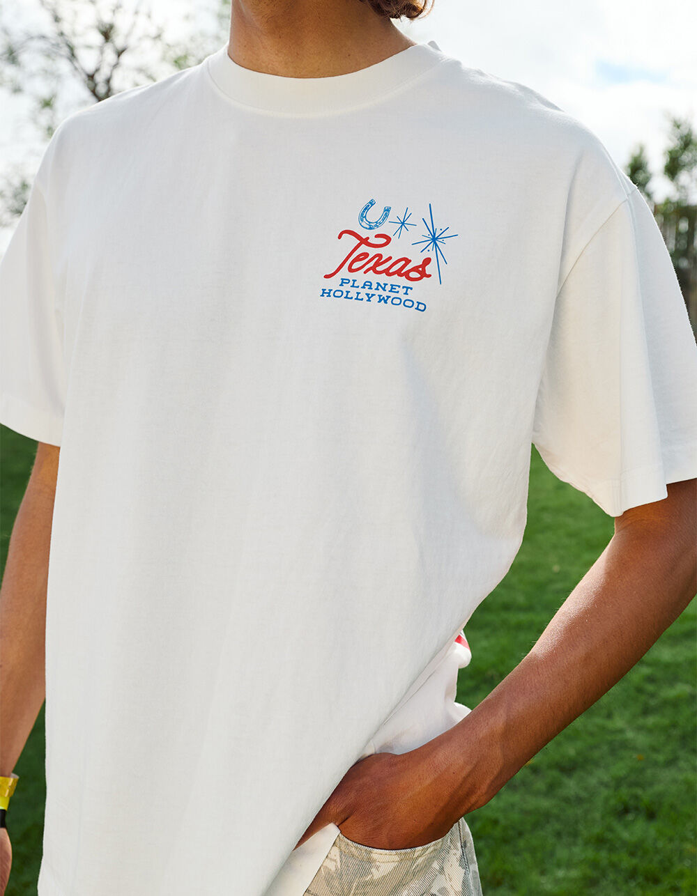 ハグオーワー✕PLANTY HOLLYWOOD Tシャツ ハグオーワー✕PLANTY HOLLYWOOD Tシャツ