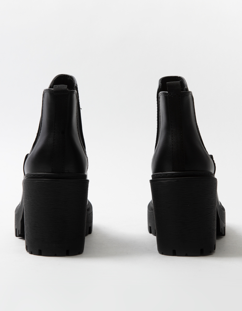 SODA Lug Womens Chelsea Boots image number 3