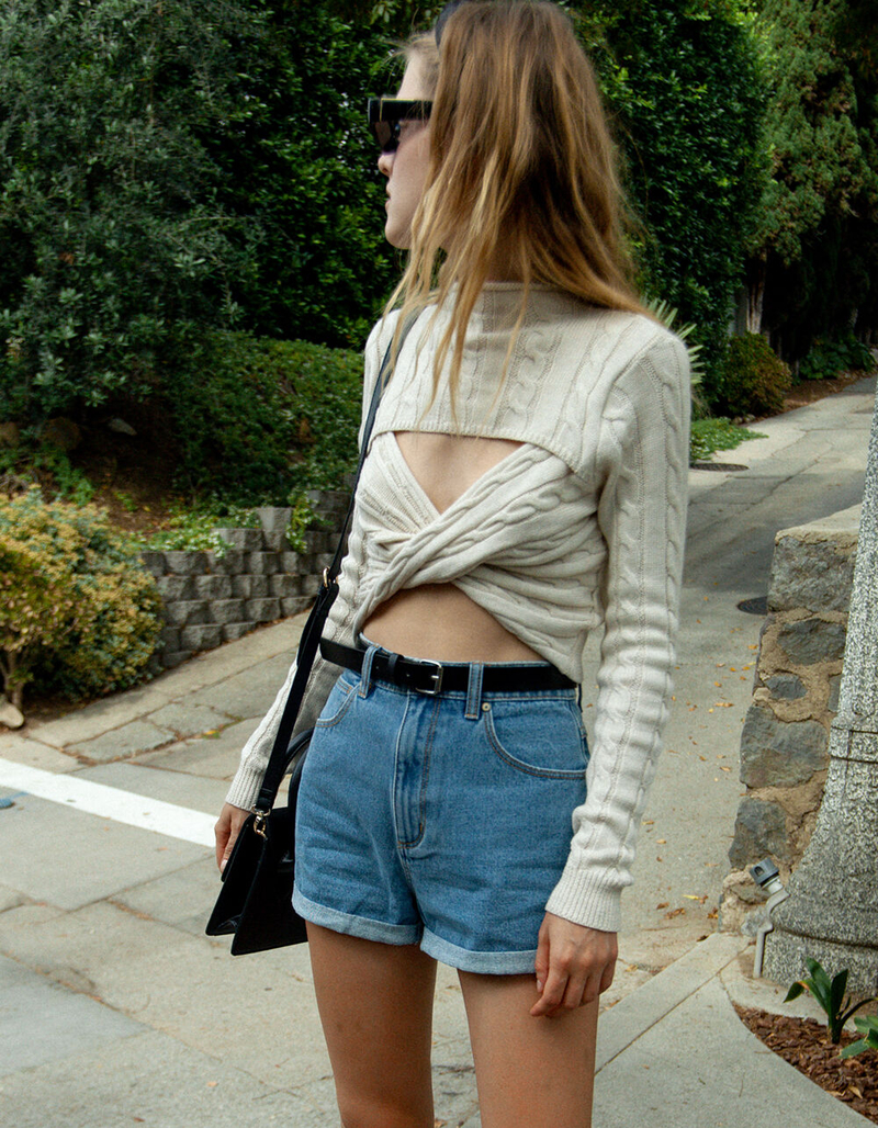 ABRAND Jeans A High Relaxed Womens Denim Shorts image number 6