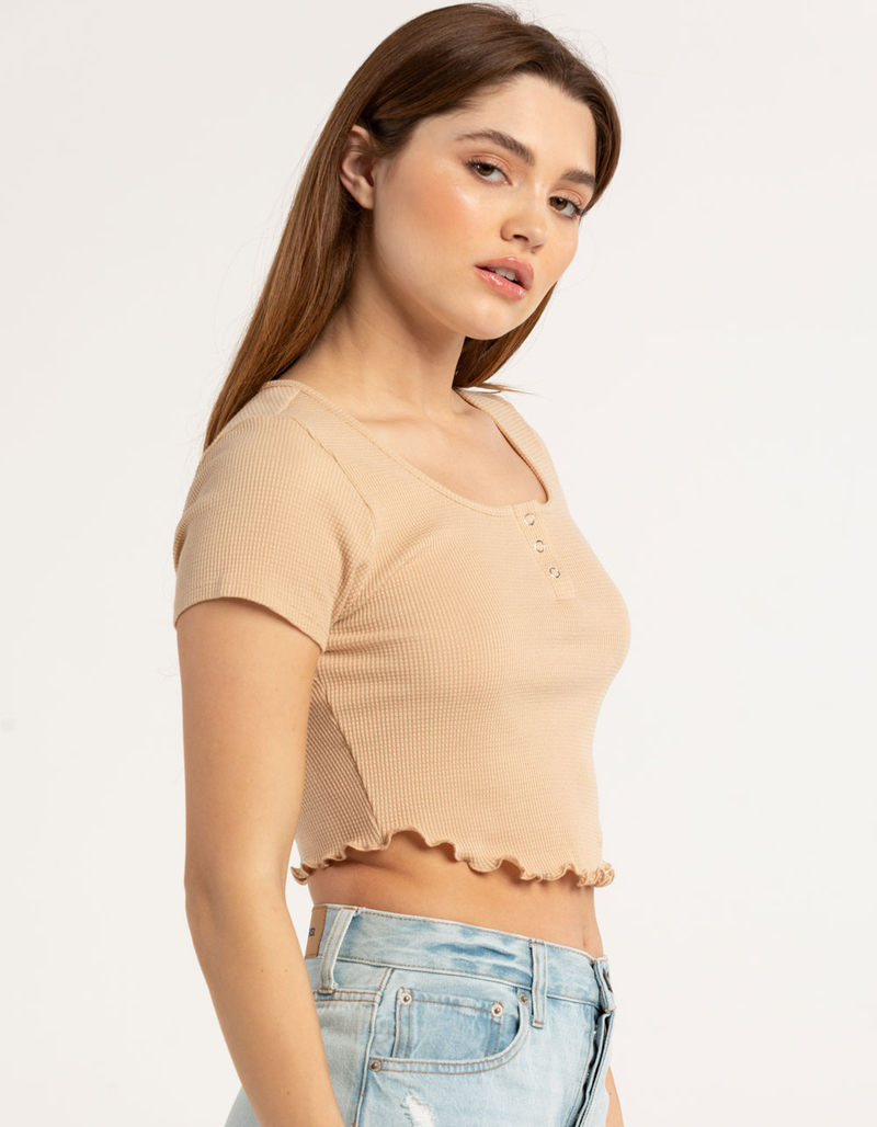 RSQ Womens Curved Hem Henley Tee image number 1