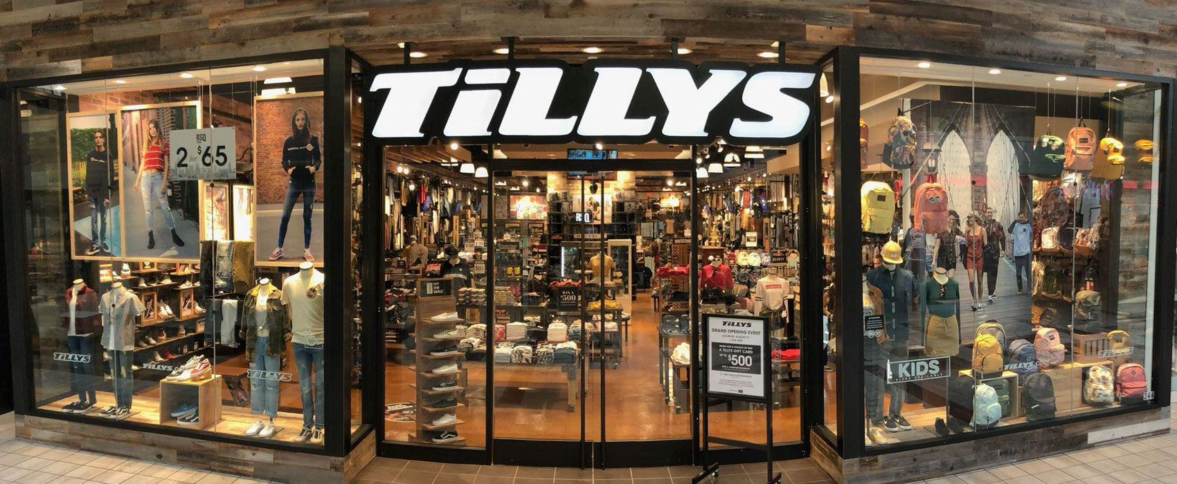 Corporate, Retail & Distribution Center Job Openings | Tillys