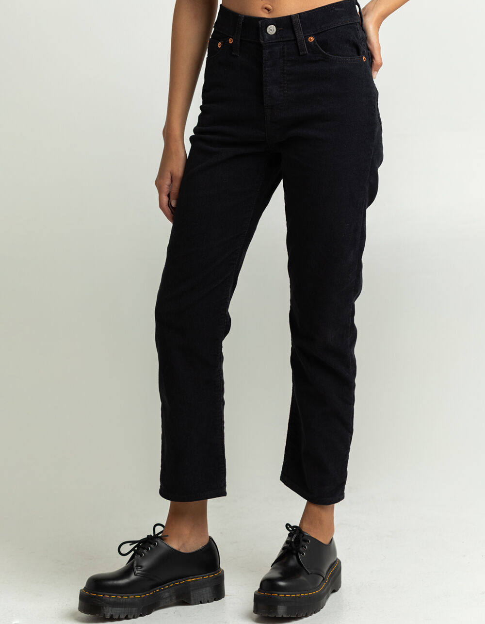 LEVI'S Wedgie Straight Fit Womens Cord Pants - BLACK DENIM | Tillys