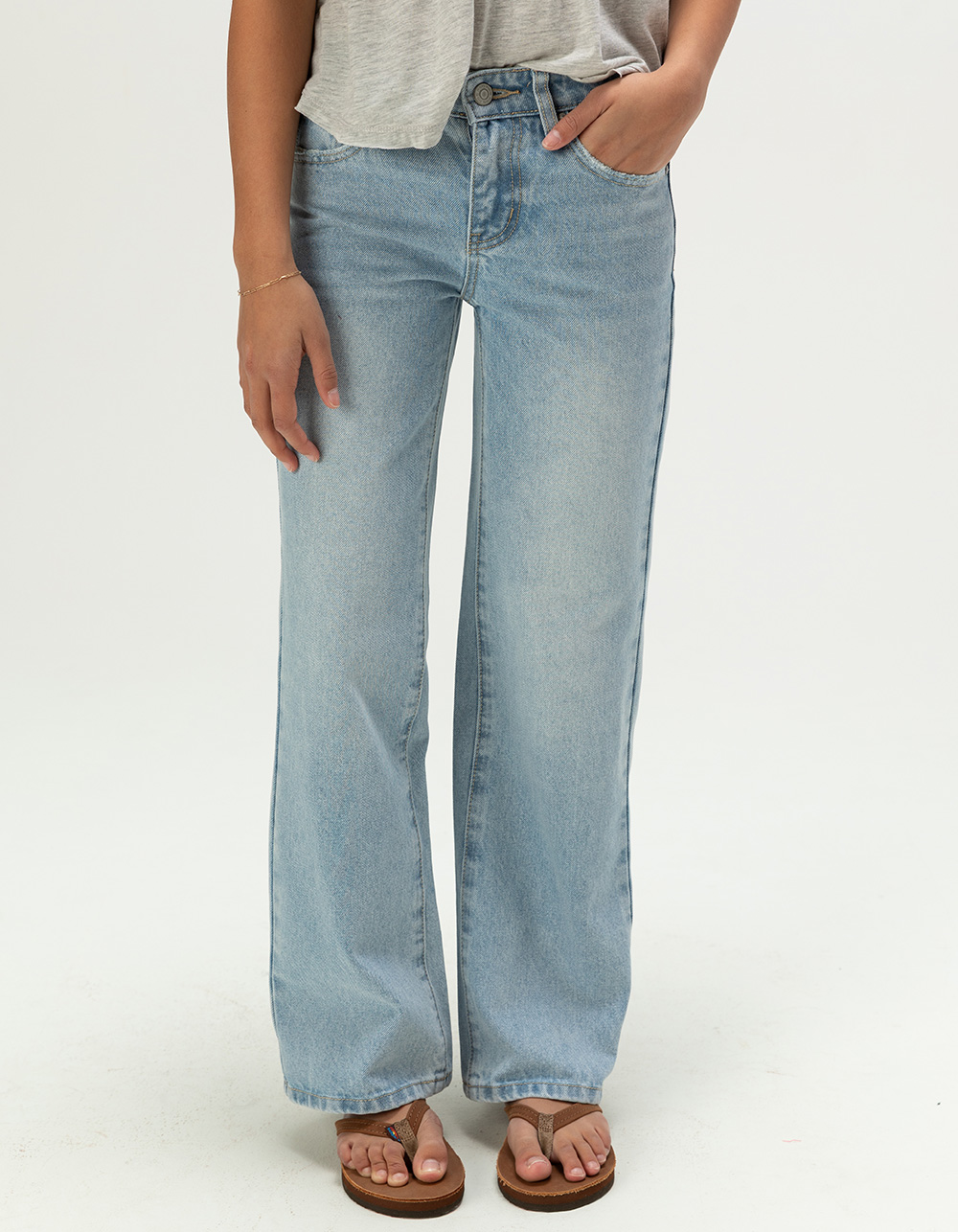 RSQ Girls Low Rise Floral Embroidered Wide Leg Jeans - LIGHT WASH