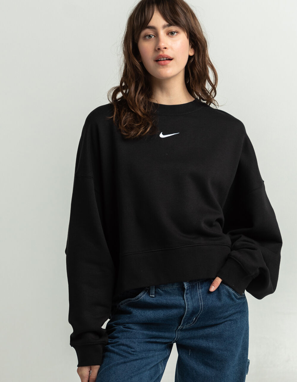 NIKE Sportswear Essentials Womens Oversized Crew Sweatshirt - BLACK ...