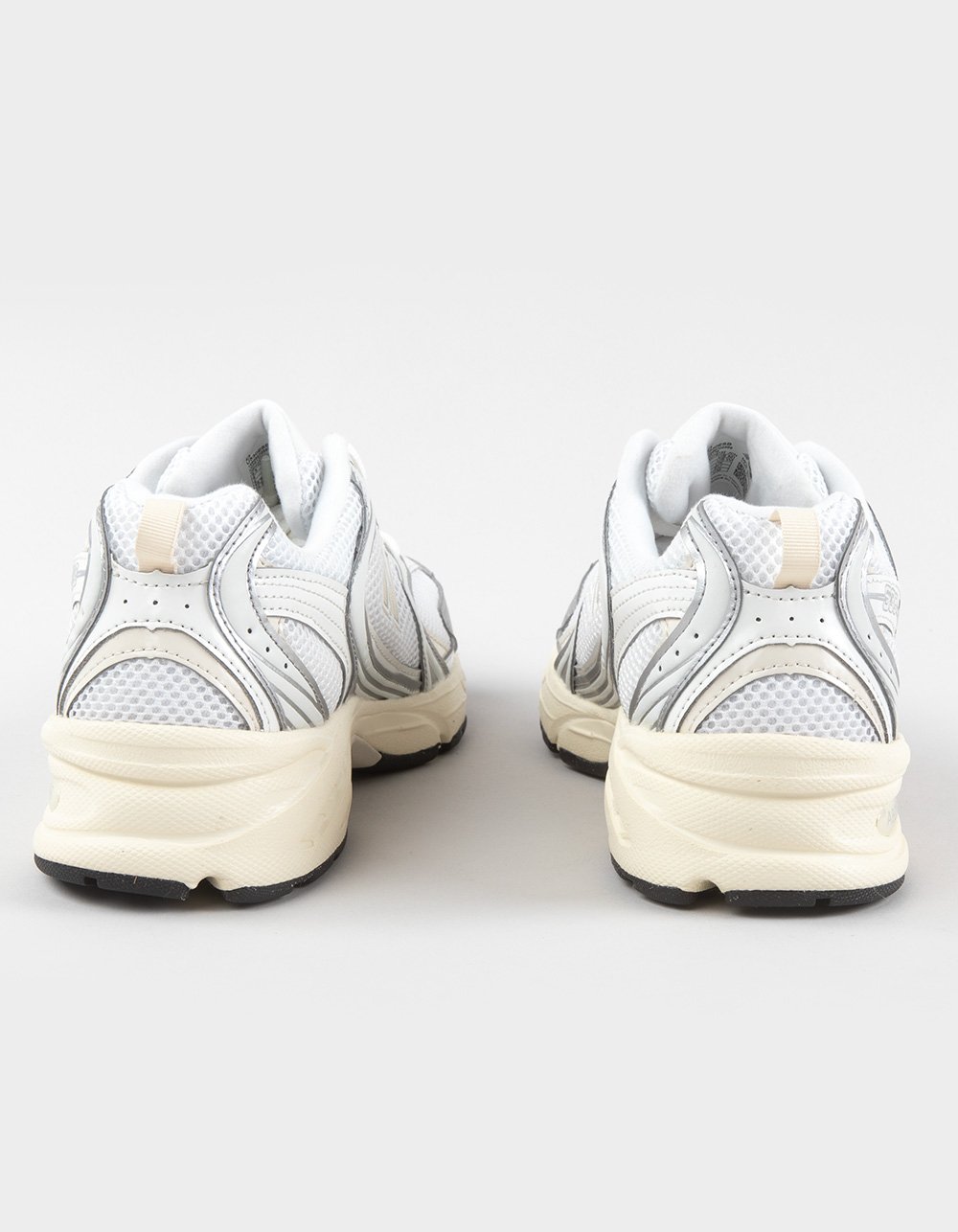 NEW BALANCE 530 Womens Shoes - METALLIC WHT