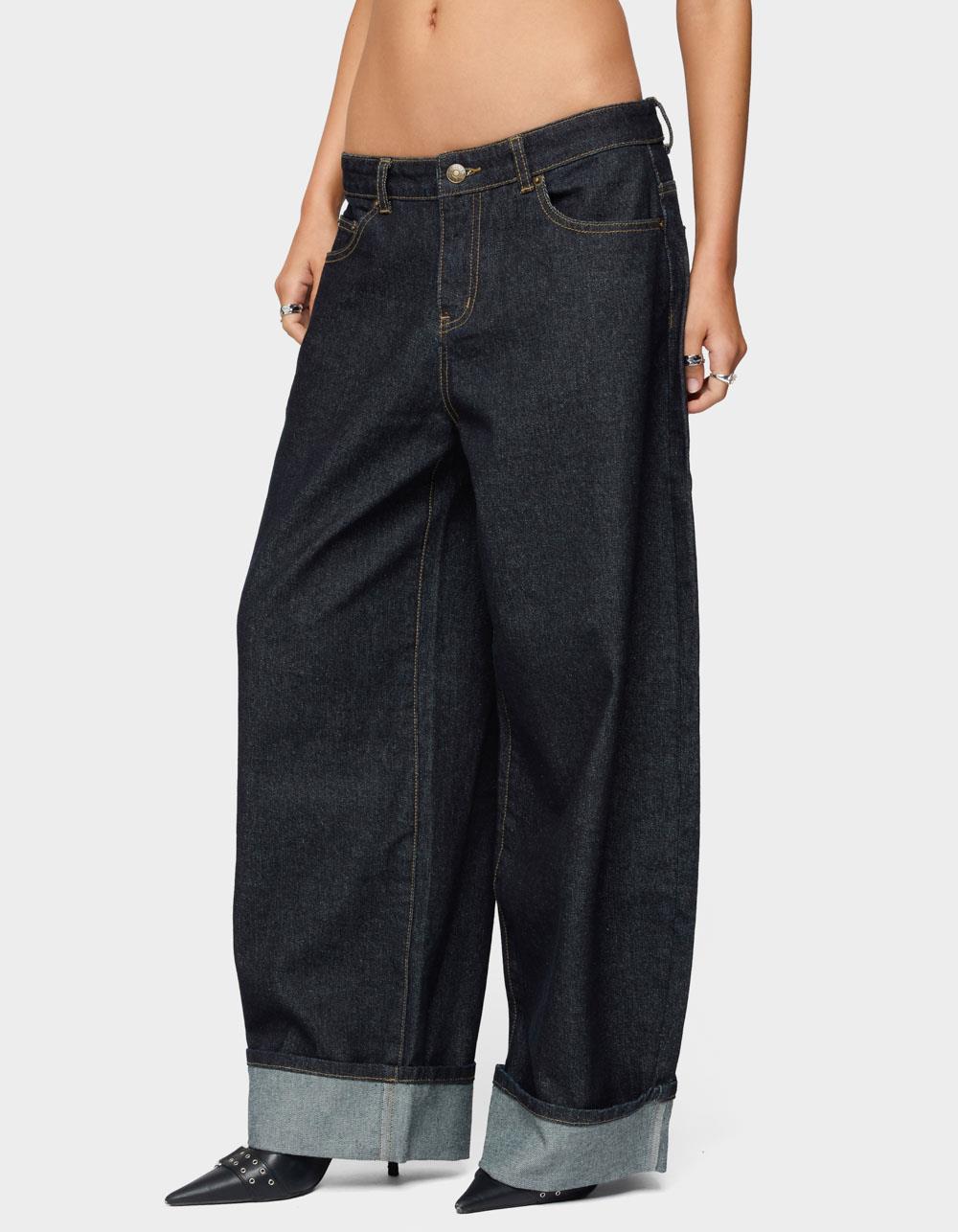 EDIKTED Petite Kella Low Rise Baggy Jeans - DARK BLUE