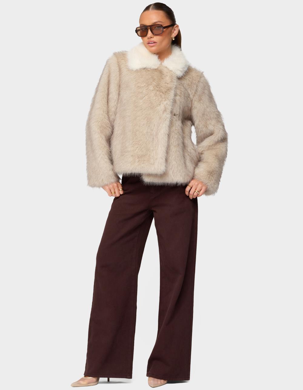 EDIKTED Contrast Collar Faux Fur Jacket - BROWN