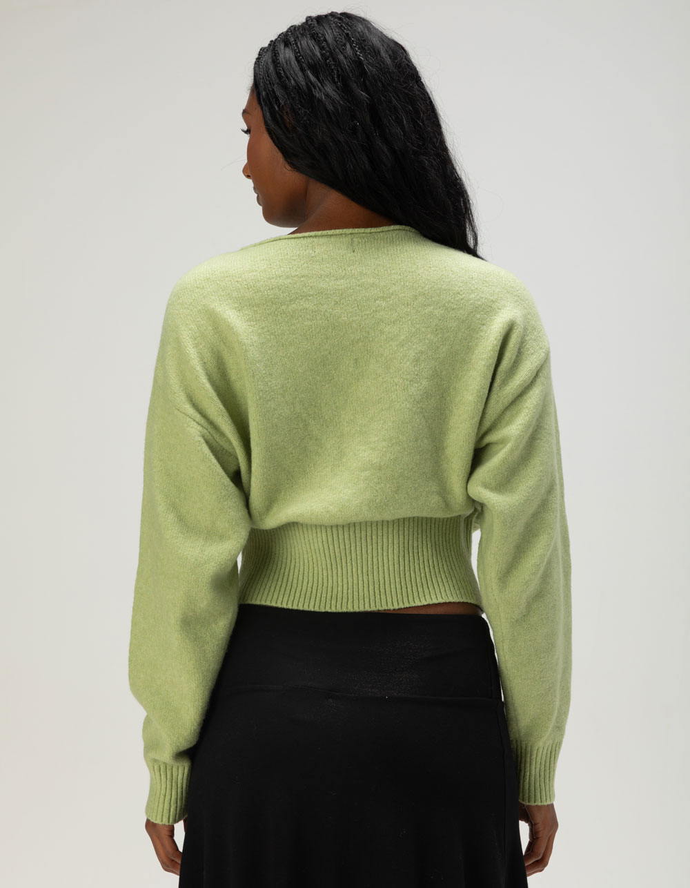 JUST POLLY Womens Banded Bottom Sweater - GREEN